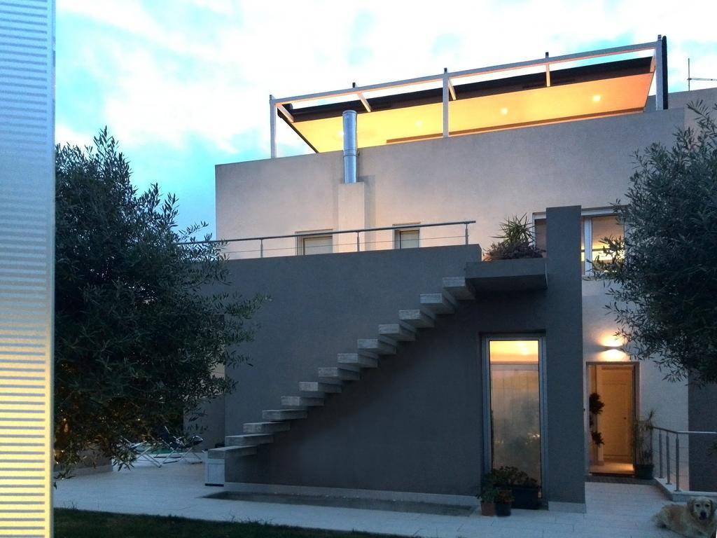 Art House Quartu - Margine Rosso Bed and Breakfast Quartu SantʼElena Δωμάτιο φωτογραφία