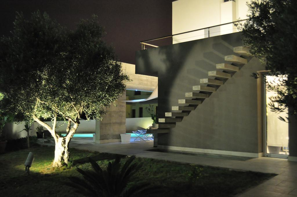 Art House Quartu - Margine Rosso Bed and Breakfast Quartu SantʼElena Δωμάτιο φωτογραφία