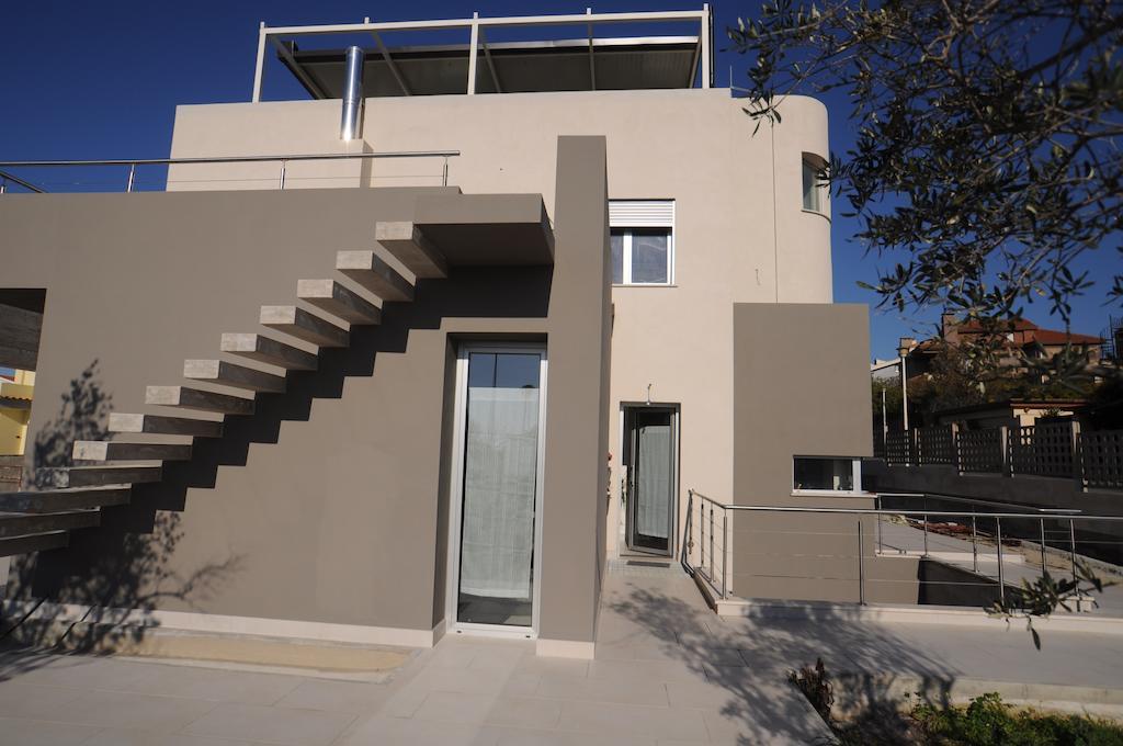 Art House Quartu - Margine Rosso Bed and Breakfast Quartu SantʼElena Εξωτερικό φωτογραφία