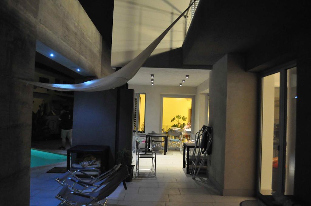 Art House Quartu - Margine Rosso Bed and Breakfast Quartu SantʼElena Εξωτερικό φωτογραφία