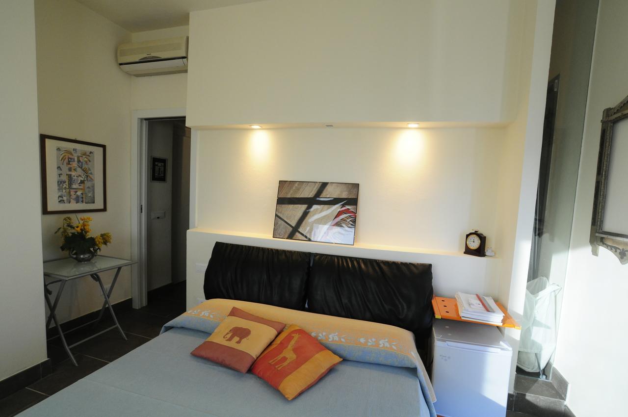 Art House Quartu - Margine Rosso Bed and Breakfast Quartu SantʼElena Εξωτερικό φωτογραφία